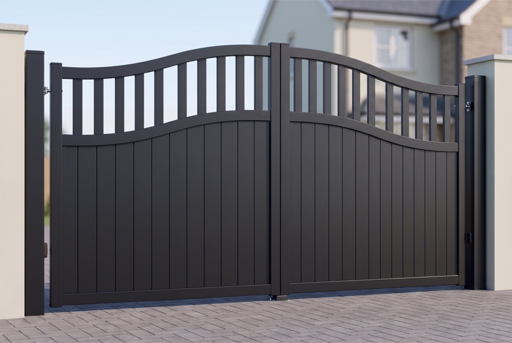 Open pales over solid boards, swept top